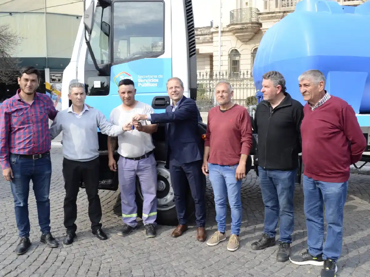 El área de Servicios Públicos sumó un nuevo camión regador
