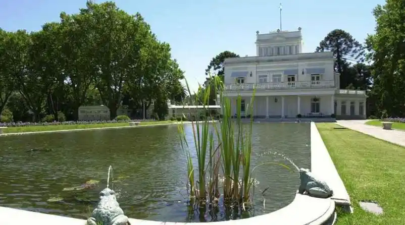 Un adolescente saltó uno de los muros de la Quinta de Olivos y se paseó por los jardines
