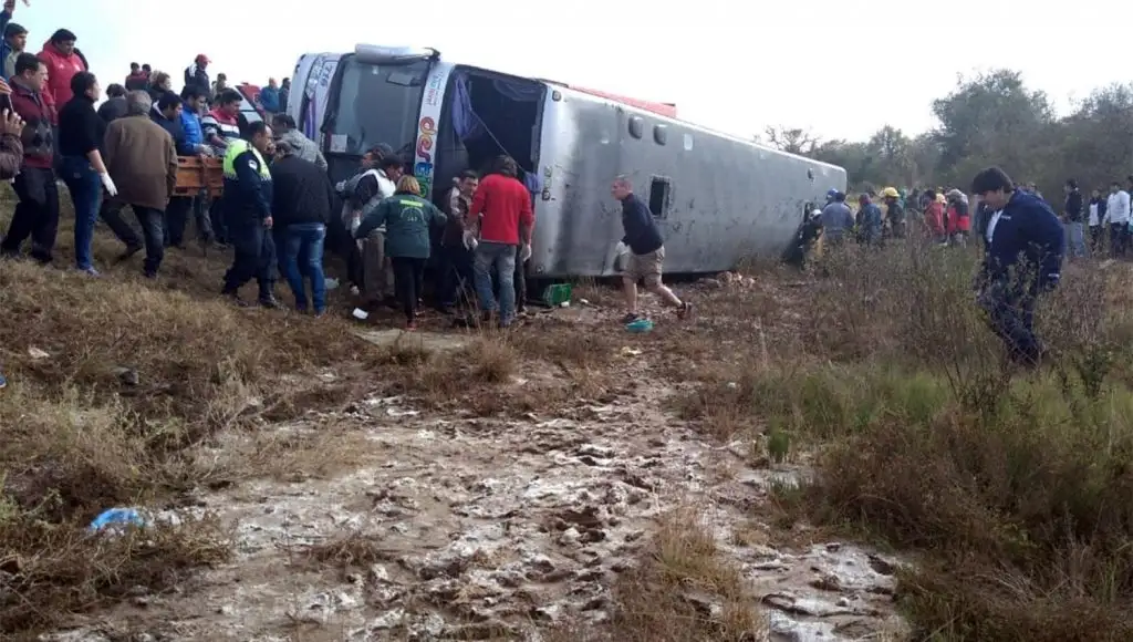 Familiares de los pasajeros fallecidos en Tucumán criticaron a la empresa