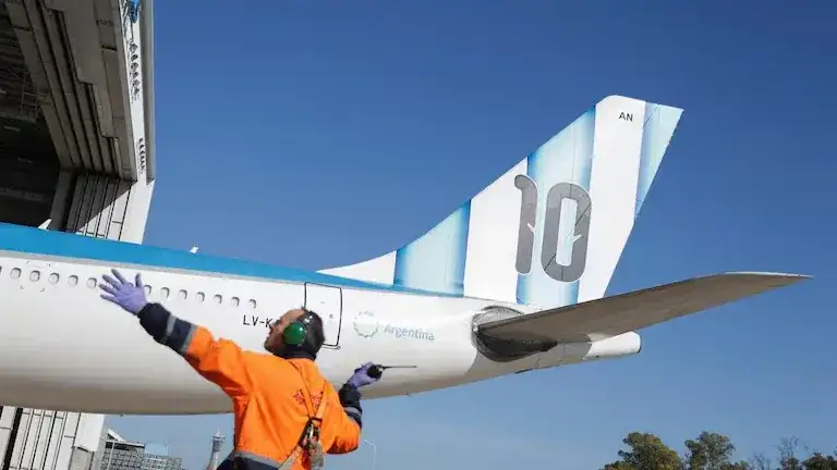 Sin festejos ni feriado: el Gobierno organiza una recepción protocolar para la Selección Argentina en Ezeiza