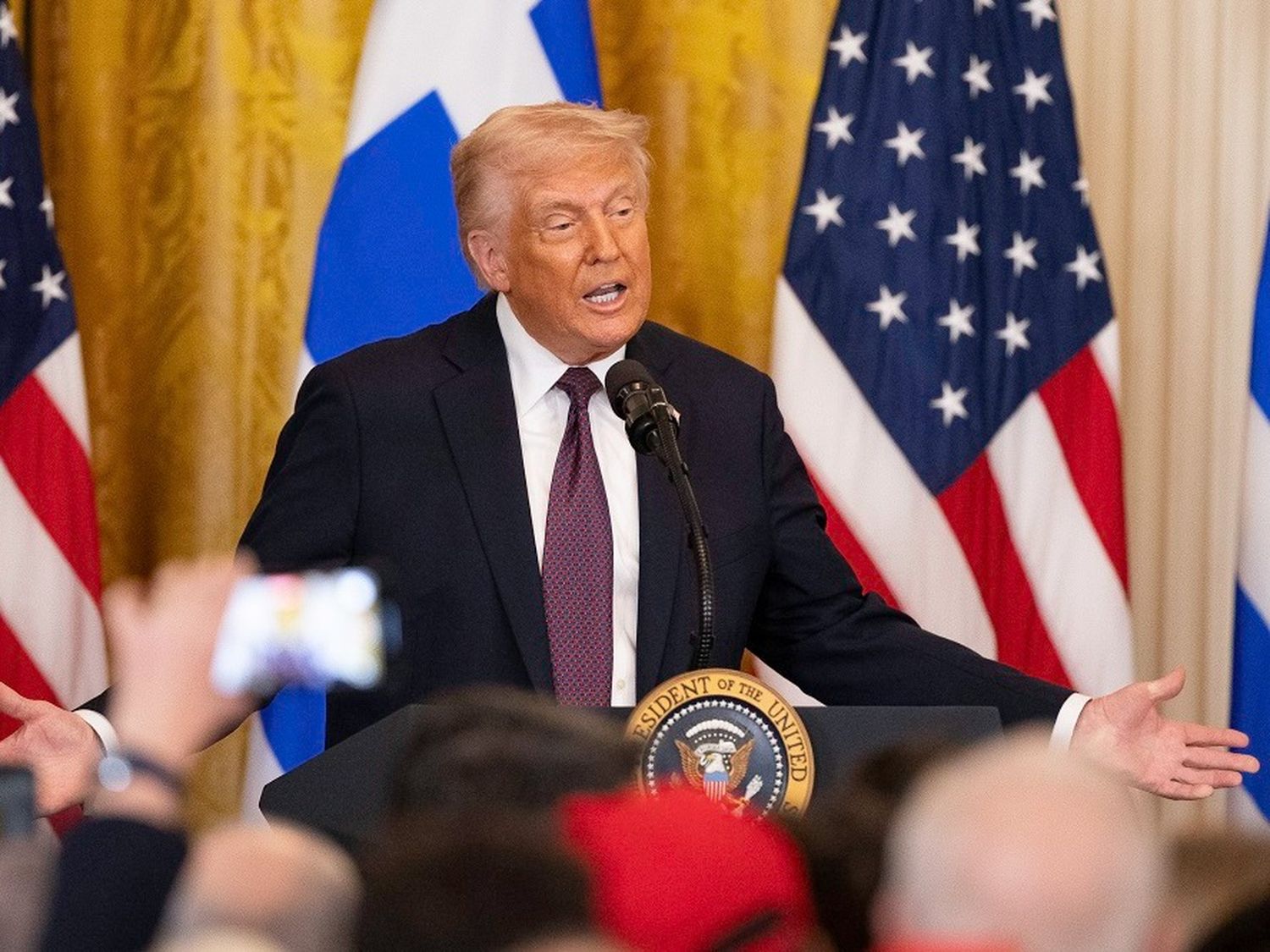 Trump anunció la suba de aranceles y dijo que volverán los empleos y fábricas