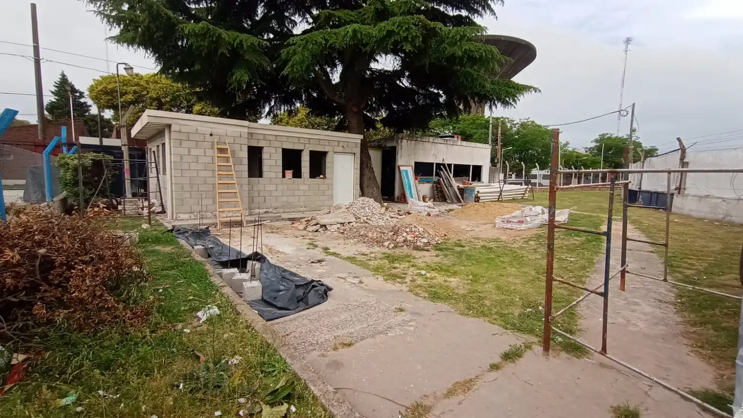 Obra en el Estadio Municipal: estiman que la construcción del edificio para la Dirección de Deportes concluirá en un mes