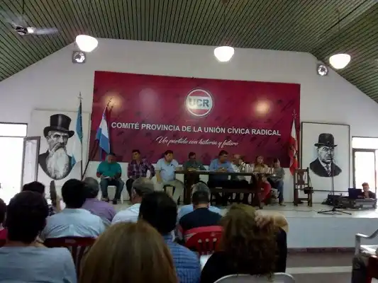 La UCR se diferenció del PRO y conformará su propio bloque