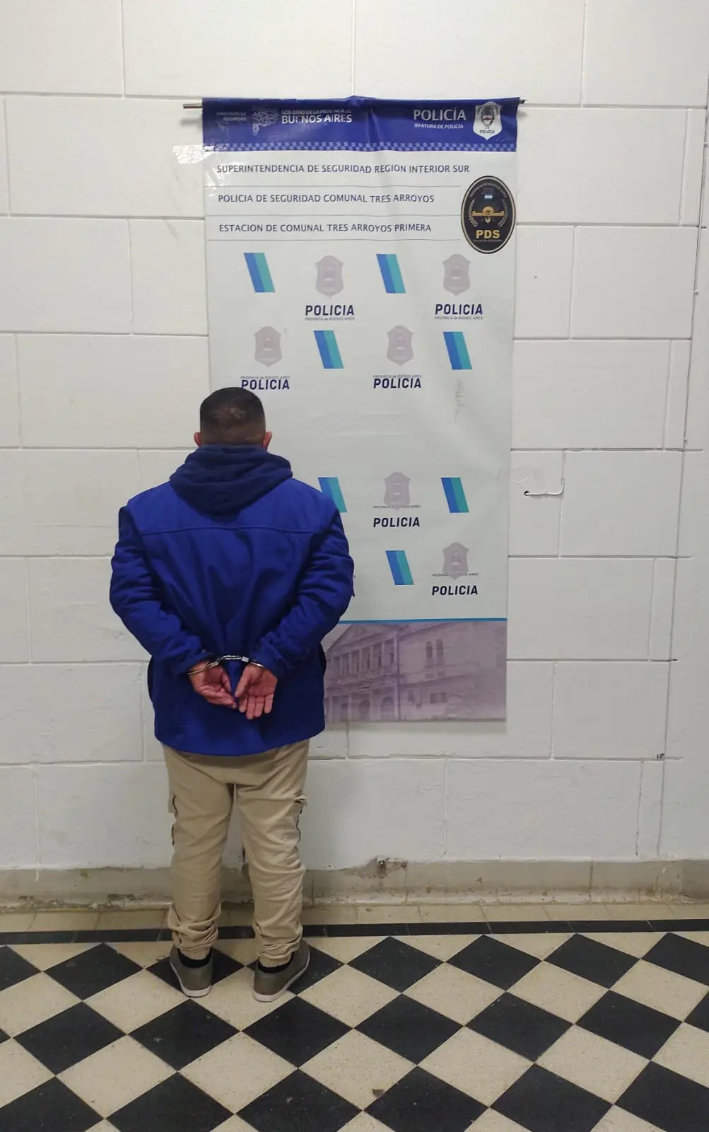 Por encubrimiento en tenencia de arma de guerra fue detenido un hombre con pedido de captura