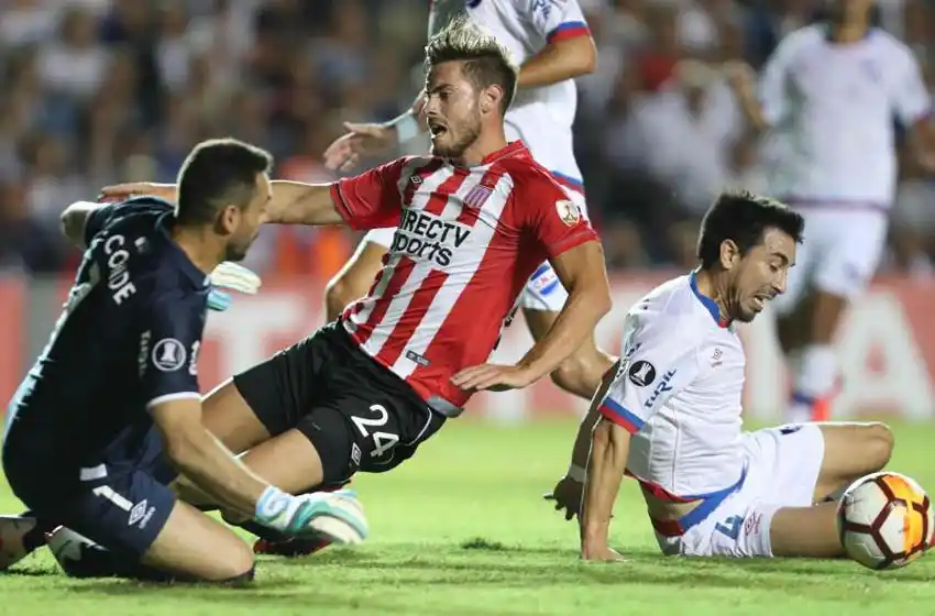 Hazaña del Pincha: derrotó a Nacional y se metió en octavos