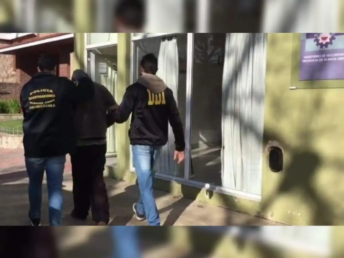 Detuvieron a un hombre que acosaba a adolescentes a través de Instagram