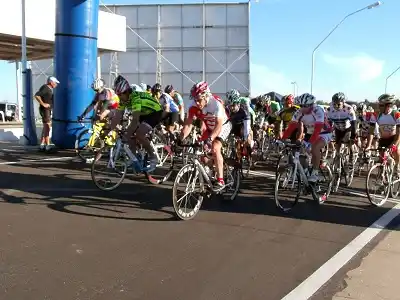 Ciclismo: Telefónicos arrasó en Colón