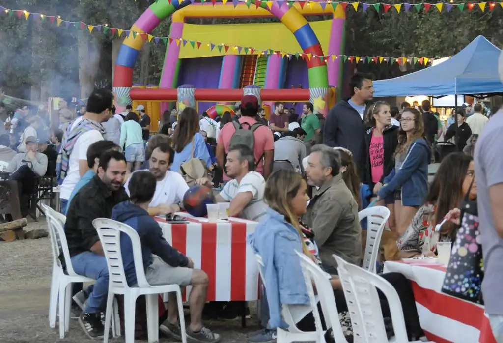 Cerca de diez mil personas  por día eligieron el mega  festival de Food Trucks 