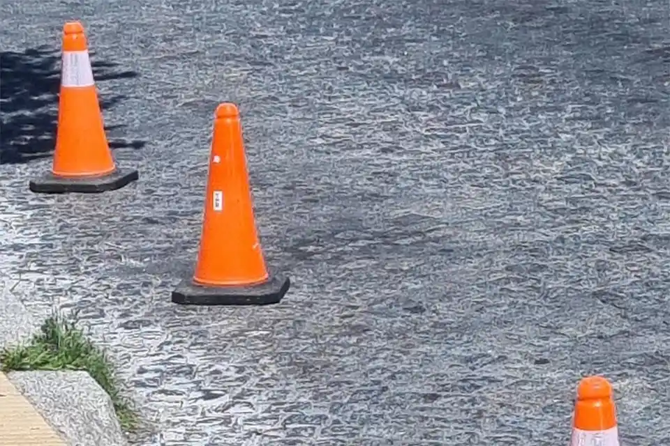 "Hay que recuperar espacios antes de agregar parquímetros"