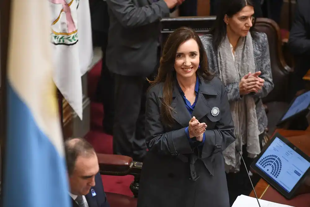 Con un nivel de respaldo al límite, la Cámara de Senadores aprobó la ley Bases