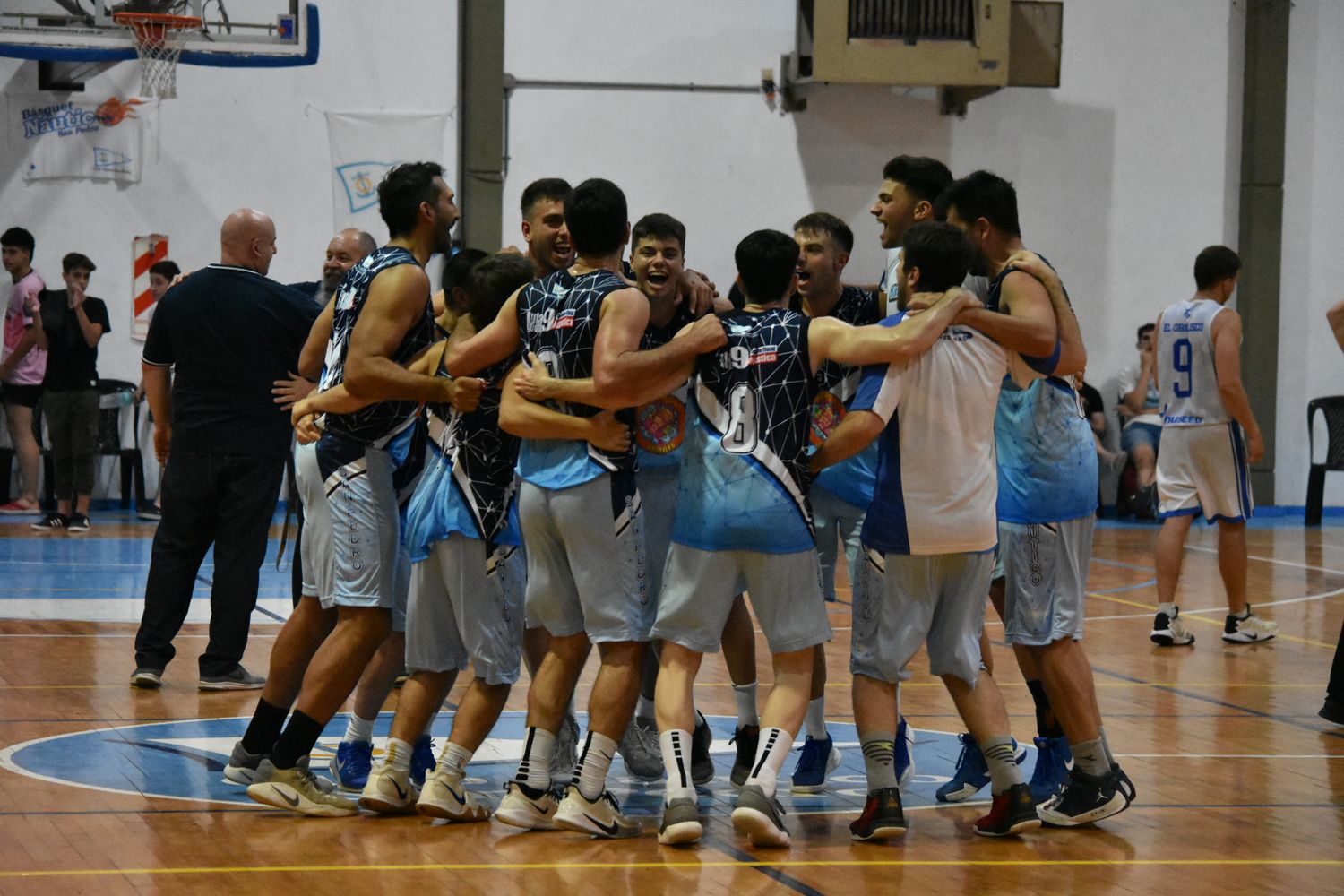Náutico abrazó la historia: a pesar de caer en Zárate, clasificó a la final del Pre-Federal  por primera vez
