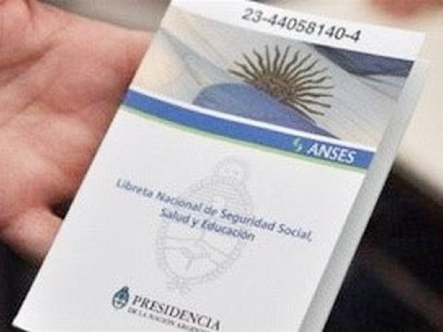 Se extiende el plazo para presentar la libreta AUH hasta el  31 de marzo de 2025