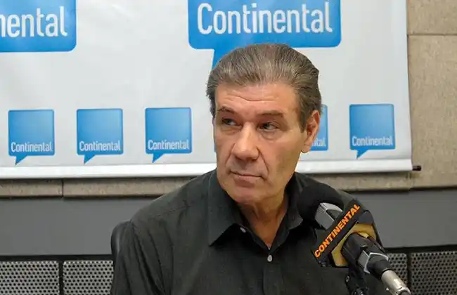 Víctor Hugo anunció al aire que lo despidieron: "Me echaron de radio Continental"