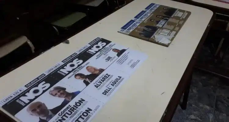Los 600 votos por los que Vidal perdió con Kicillof coinciden con los derivados a la lista de los “pañuelos celestes”