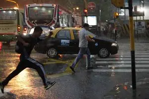 Alerta meteorológico en territorio bonaerense y Capital