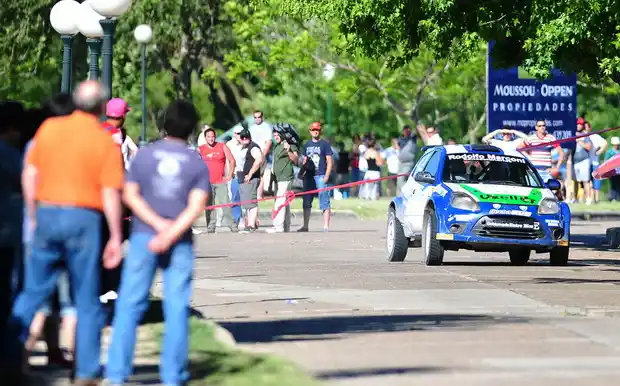 Los autos metieron rebaje en Costanera y el ‘Coyote’ fue el más rápido 
