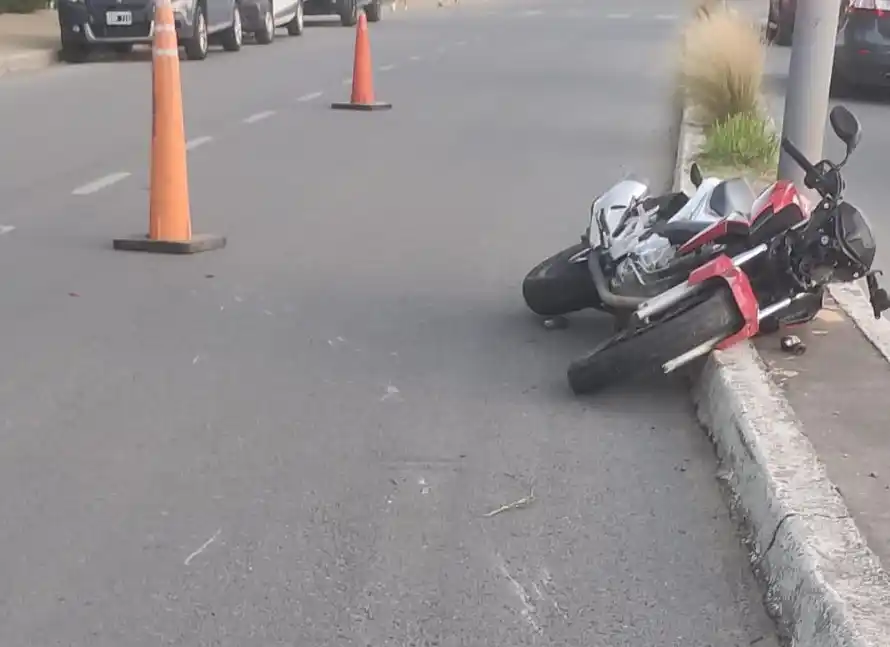Murió un motociclista en un accidente en el Dique