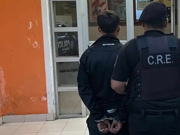 El joven fue trasladado a sede policial.