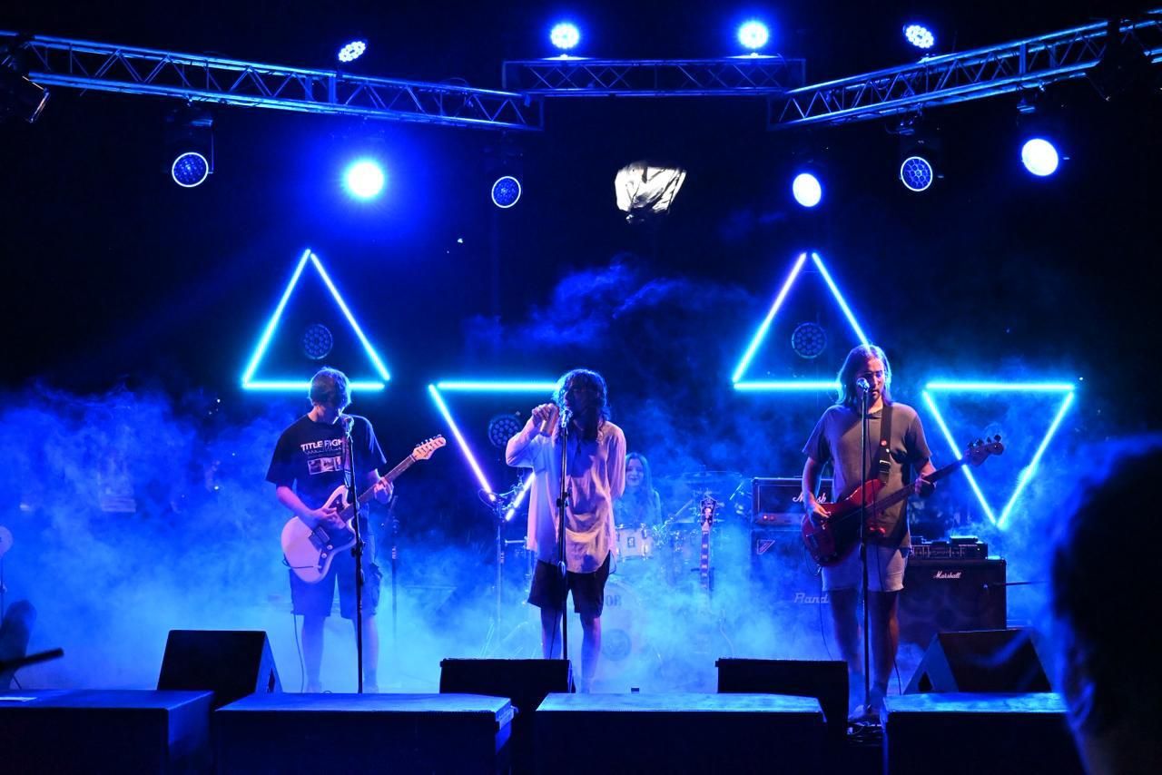 Rock sin Río reunió a una multitud y volvió a ser protagonista del verano en Rafaela