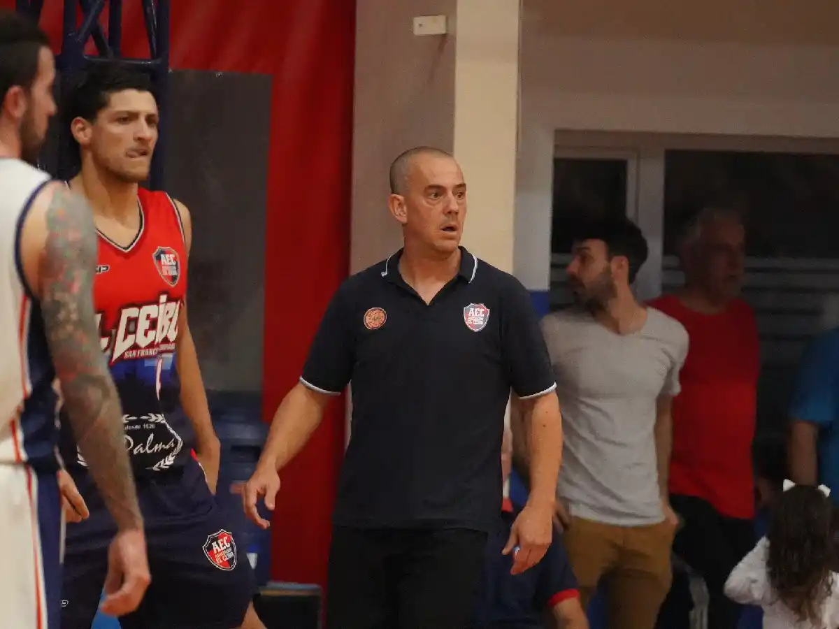 "Es premio a lo que buscaron los chicos", dijo Blengini