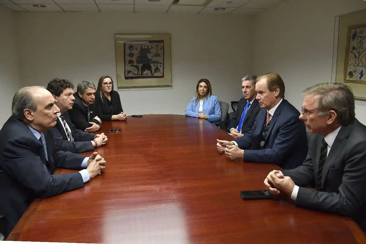 En Estados Unidos, Bahillo gestionó junto a Bordet financiamiento para el sector agropecuario argentino