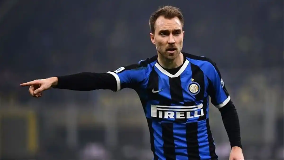 Christian Eriksen firmó con el Brentford