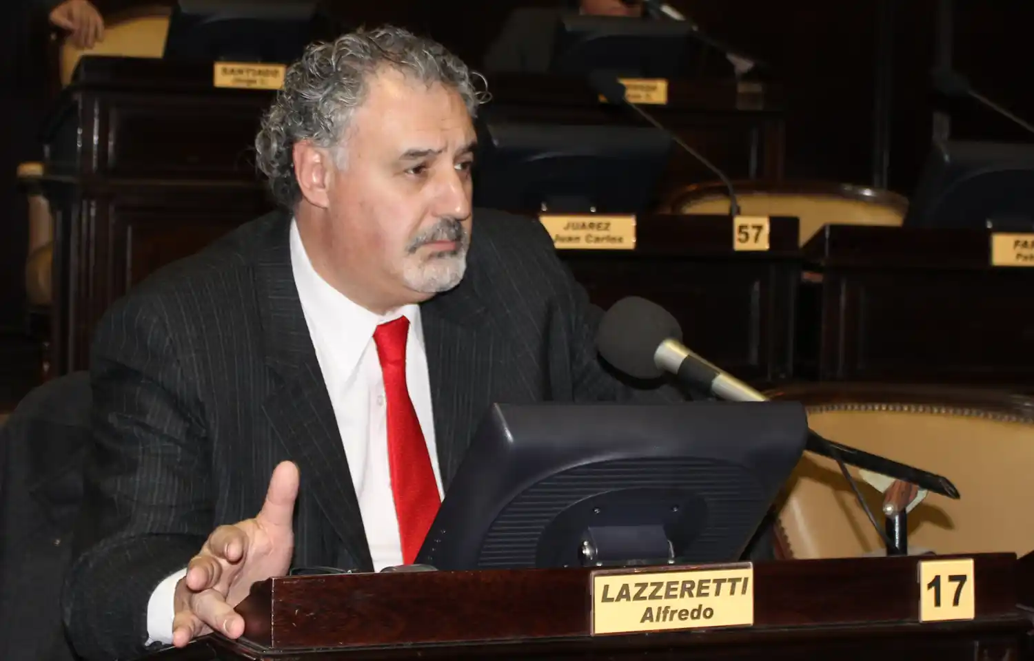 Diputados provinciales repudian ataques de grupos "neonazis"