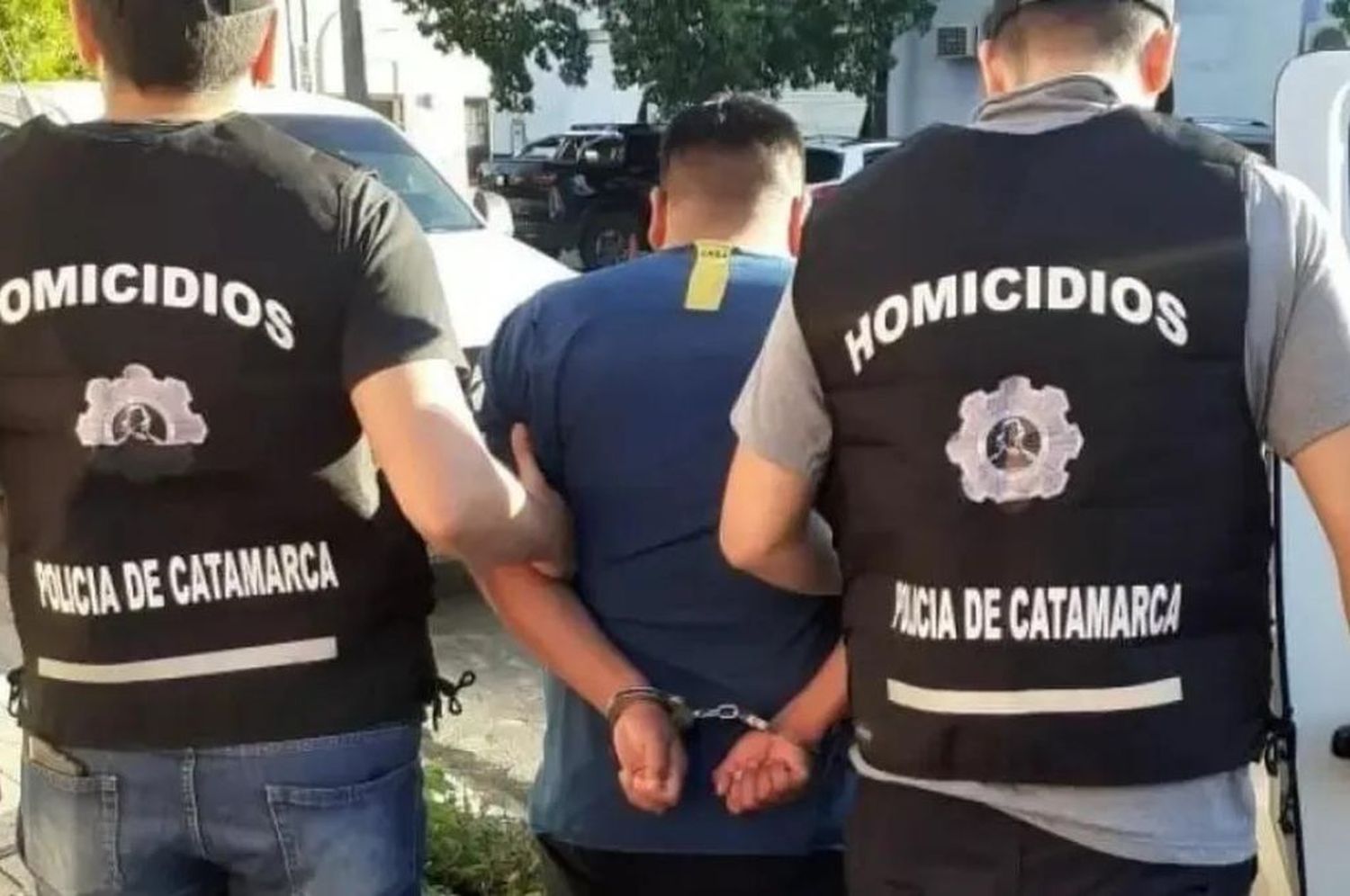 Catamarca: mató a puñaladas a su suegro, le robó, y después pagó un asado para sus amigos