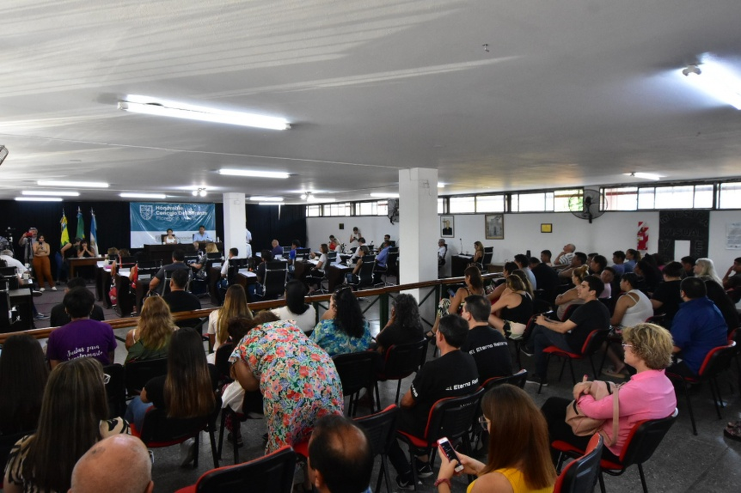 Florencio Varela: Tras varias jornadas sin luz, el Municipio declaró la Emergencia Energética