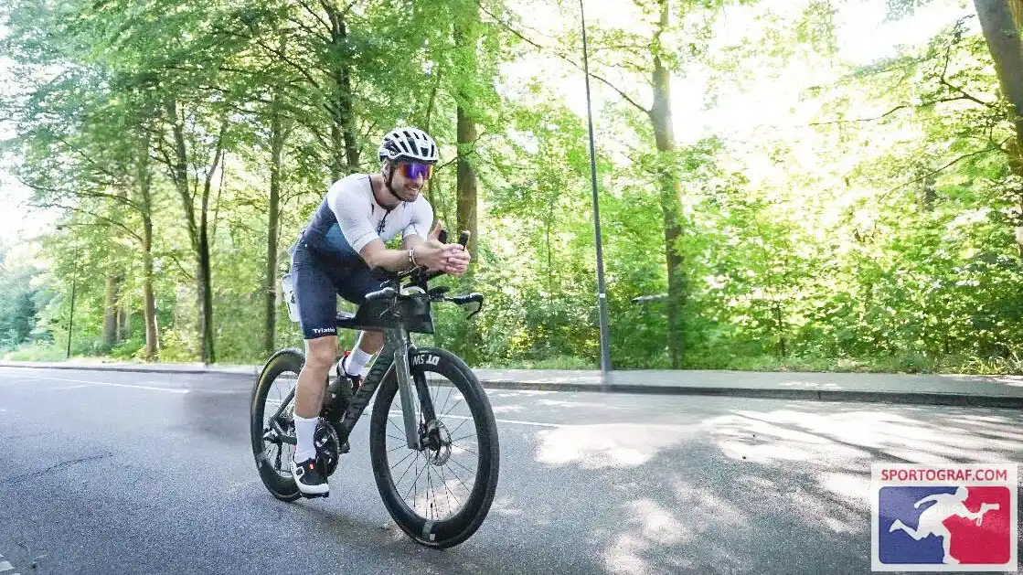 El concordiense Jeremías Herzog completó un Ironman