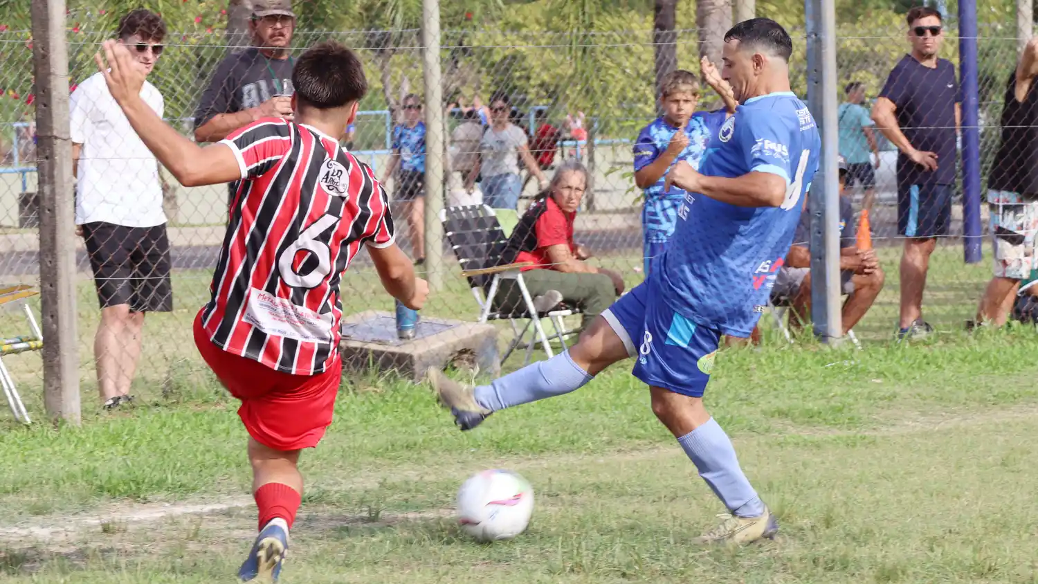 El clásico entre Colegiales y Santa María es la atracción del fútbol local
