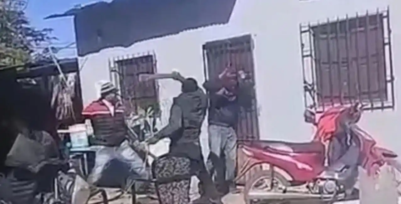 Chaco: vecinos mataron a golpes y quemaron al padre de un presunto homicida