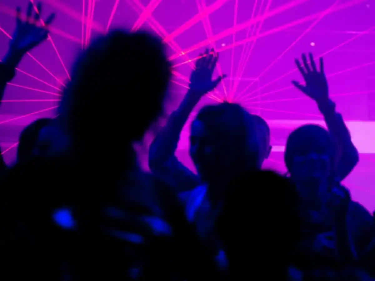 Cataluña restringió el ocio nocturno y los eventos masivos ante el repunte de contagios