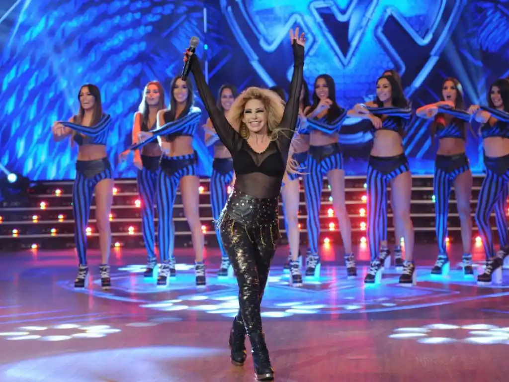 Abogada hot: “Me encantaría bailar con Oyarbide”