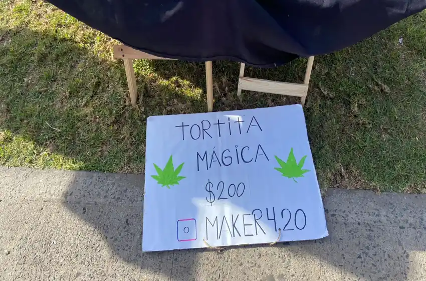 Vendían «tortitas mágicas» con marihuana en el parque y terminaron demorados
