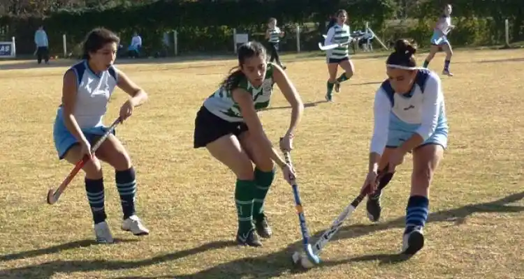 Hockey: Comienza a disputarse el torneo de sexta división