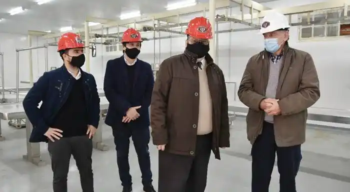 �SLa reactivación del Frigorífico tiene un fuerte  valor simbólico y contribuirá a dinamizar la economía local⬝