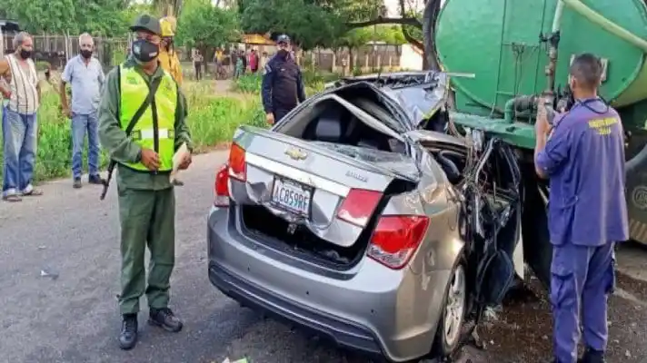 SU ESPOSO ESTÁ GRAVE: en accidente de tránsito fallece la hija del secretario de Seguridad de la gobernación del Zulia