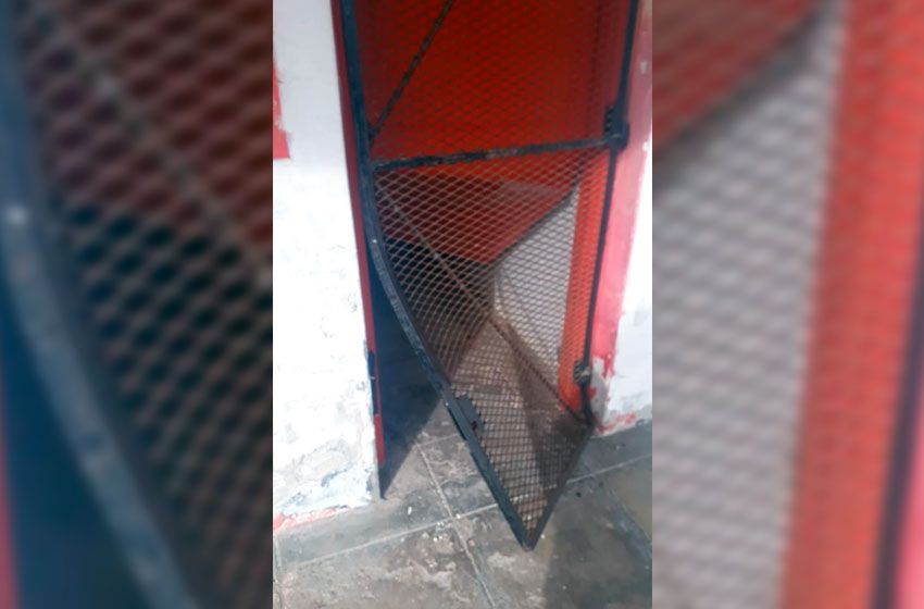 Inseguridad en la Escuela 47: "Lo terrible es que le saquen a la gente que no tiene"