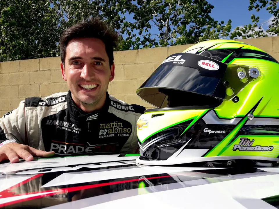 Pérez Bravo campeón del Turismo 4000 Argentino
