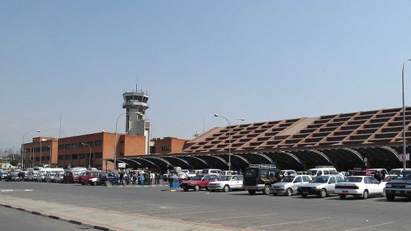 Cierra el Aeropuerto Internacional de Katmandú por violentas protestas en Nepal