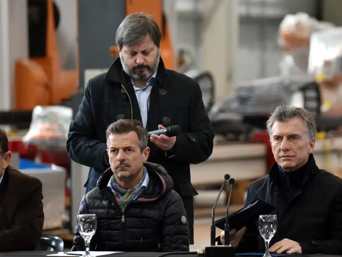 Macri confía que "los industriales pondrán el hombro" para pagar el bono de 5.000 pesos