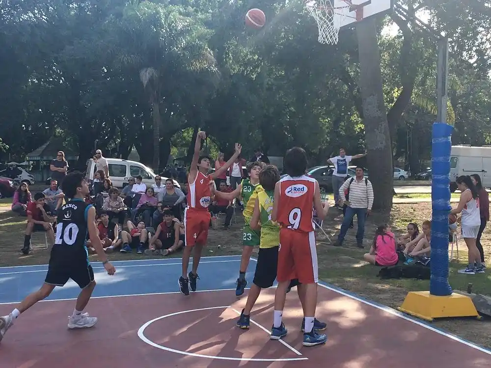 Este domingo continúa el torneo 3×3 de básquet en la ciudad