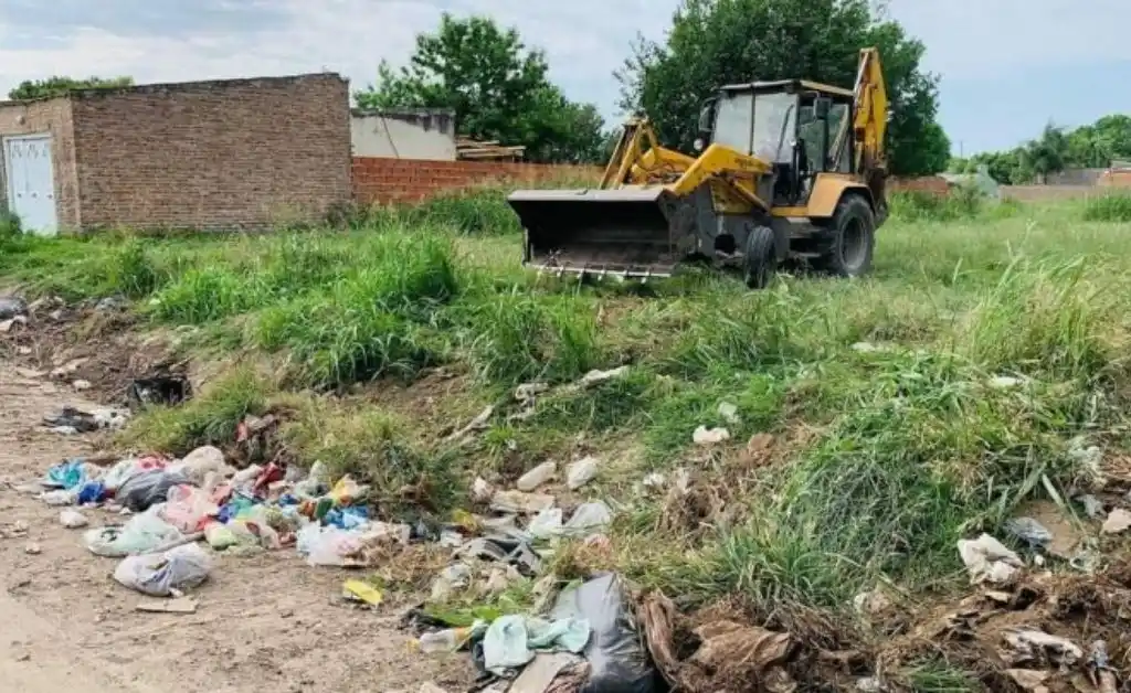 Avanzan los trabajos para la erradicación de microbasurales en Santo Tomé
