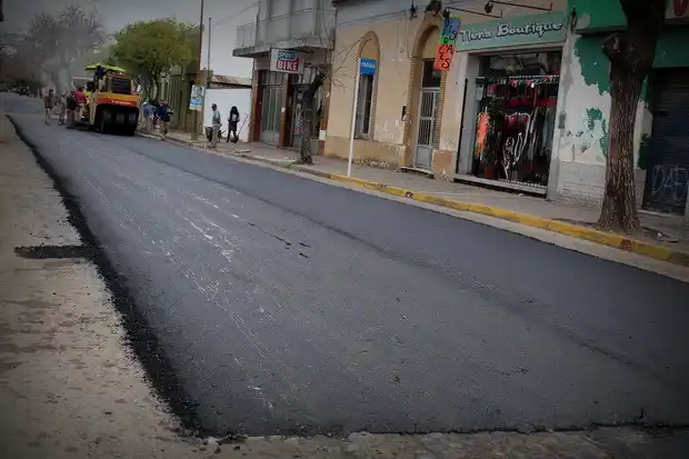 Avanzan los trabajos en Bolívar y otras calles de la ciudad 
