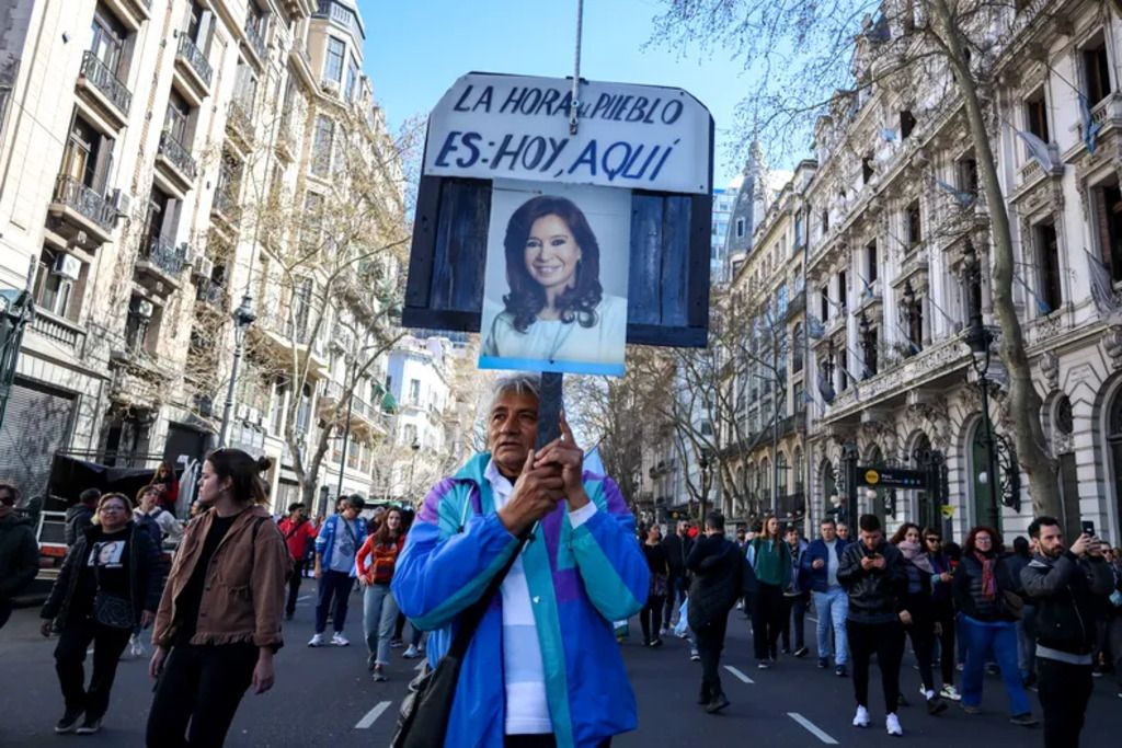 El PJ marcha por Cristina