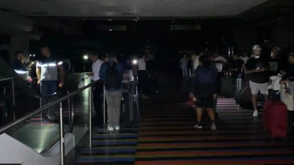 Caos en Maiquetía por fallas de electricidad: HAY RETRASOS EN LOS VUELOS