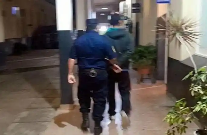 Se entregó el hombre que atacó a otro con un hacha