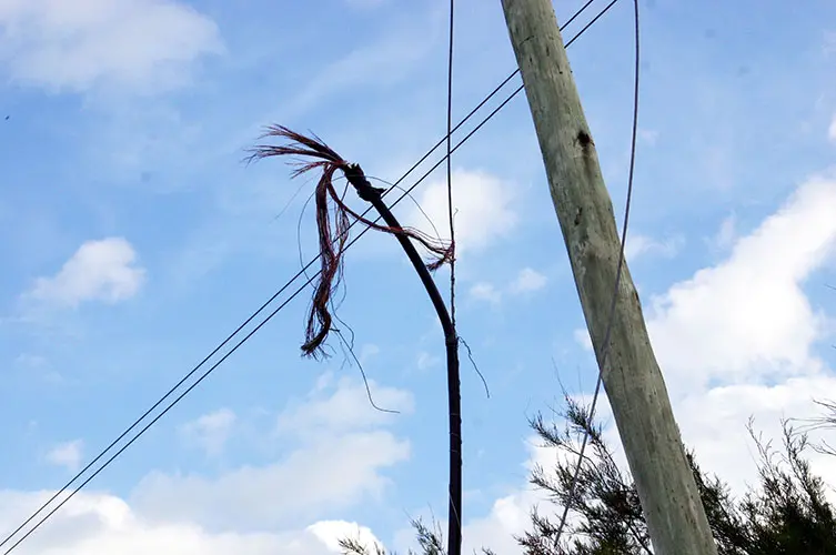 Por sexta vez, roban cables de electricidad