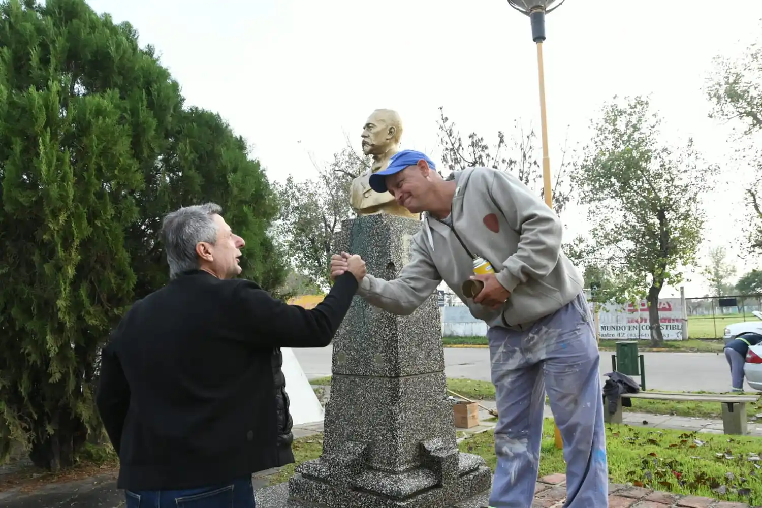 Damián Bernarte envió al Concejo el proyecto para subir 15% los sueldos a municipales.